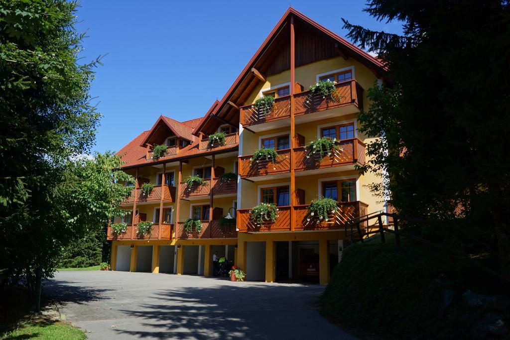 Arnfels Gasthof Hotel Schmied מראה חיצוני תמונה