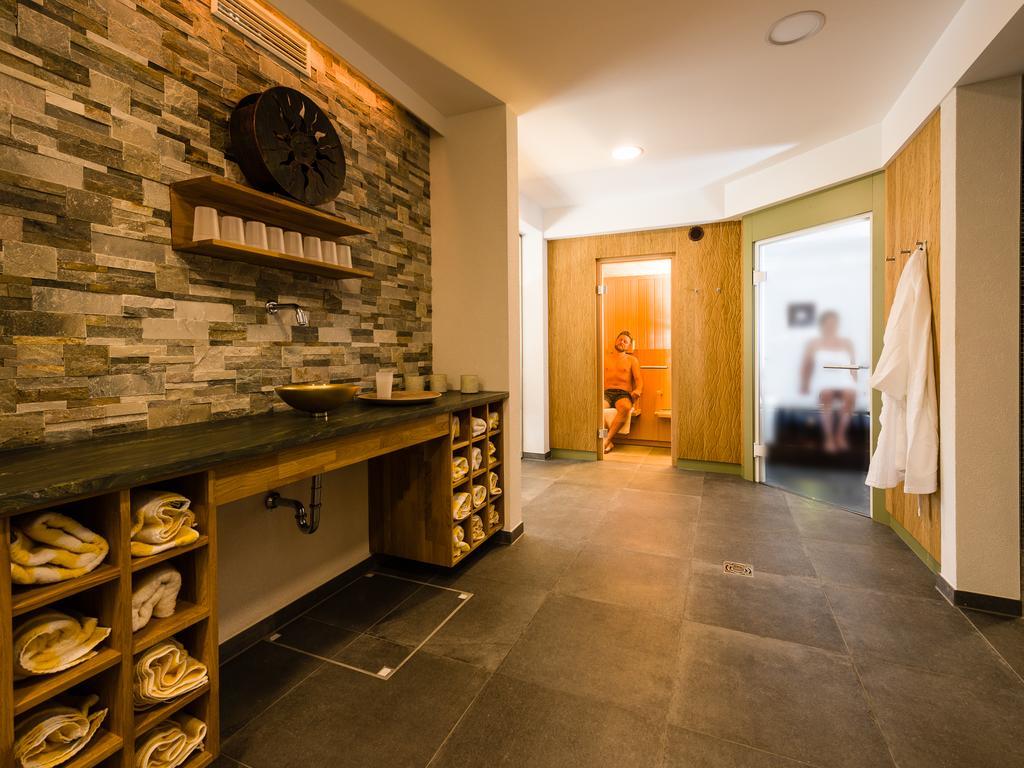 Arnfels Gasthof Hotel Schmied מראה חיצוני תמונה